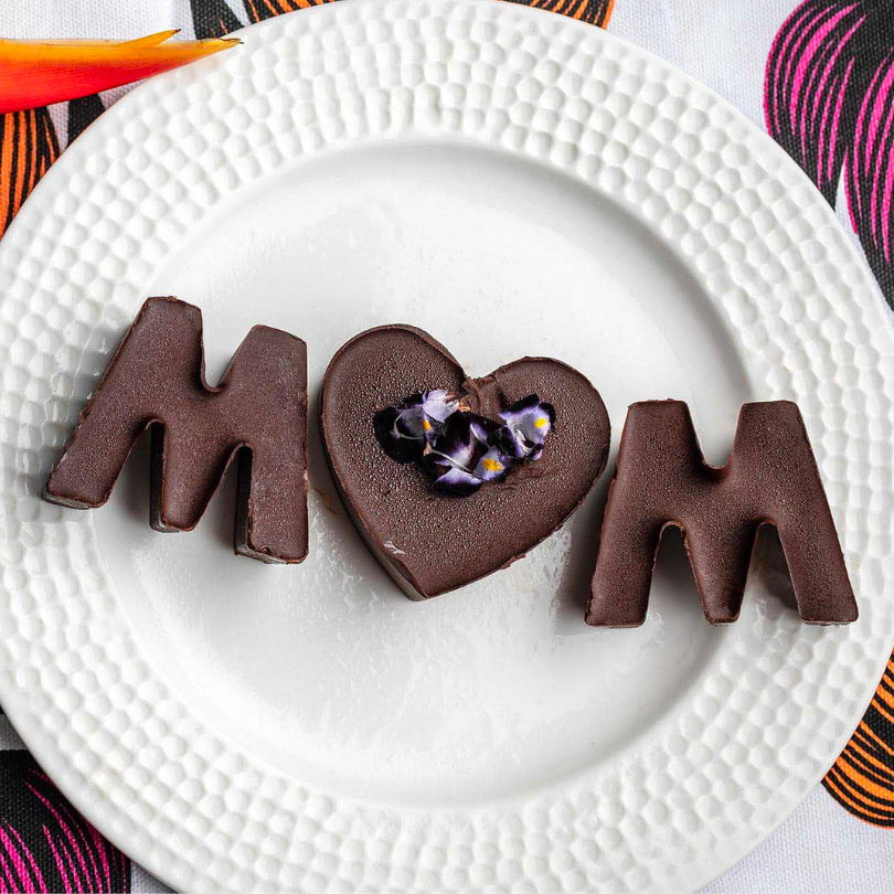 Ice Cube Tray - Letter M is for Mum